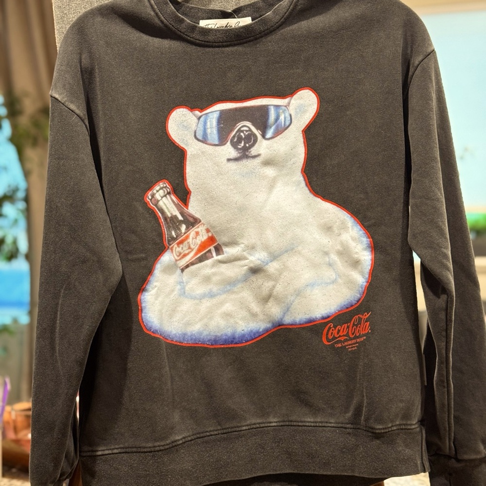 The Laundry Room, Coke sweatshirt